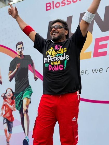 Marathon & Race Day Warm-ups photo 11