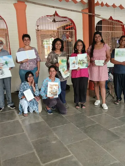 Another wonderful group of sketchers from a session with Suburban Sketchers Mumbai. Look at all the different styles and interpretations of the same location. That's the beauty of a community adda.