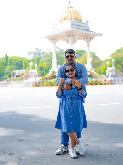 A casual pre-wedding photo in front of the iconic Mysore Palace. We can shoot at famous landmarks to make your album extra special.