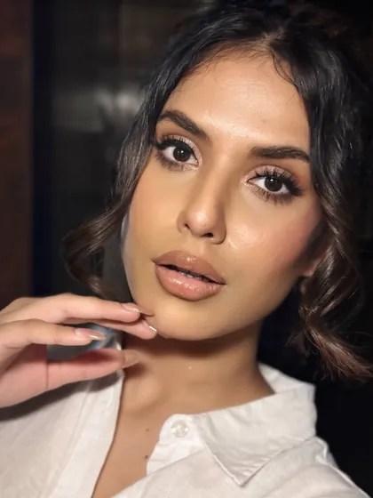 Another angle of the stunning look from my one-on-one coaching. We focused on creating luminous skin and a defined eye that can be worn for any occasion.