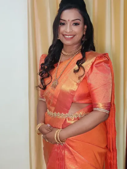 The complete look is a perfect balance of tradition and modernity, ideal for today's South Indian bride.
