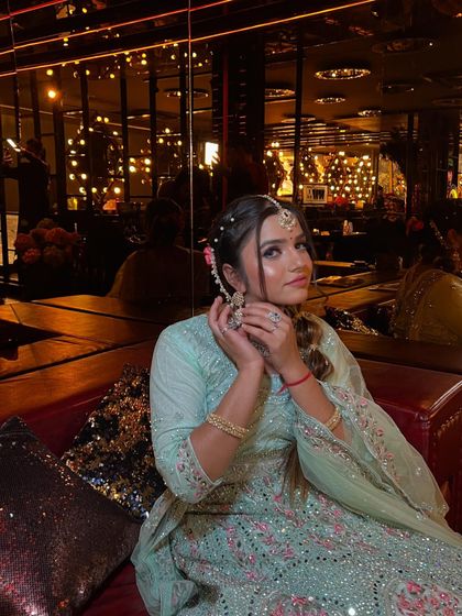 Elegant Party & Occasion Makeup photo 18