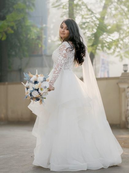 Christian & Modern White Weddings photo 57