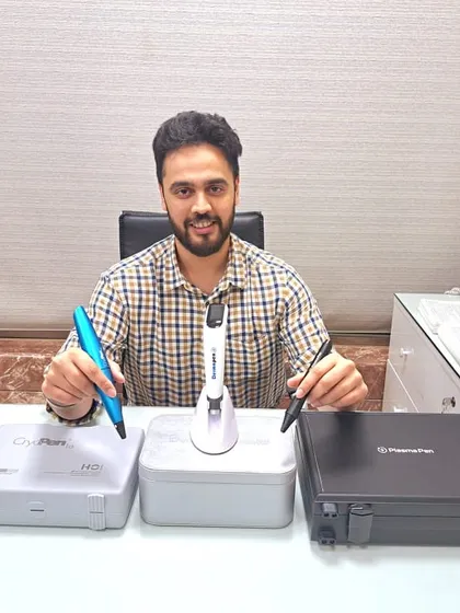 My clinic is equipped with proven, state-of-the-art technology. Here you can see the Dermapen 4 for microneedling, the CryoPen for precise lesion removal, and the Platina Plasma pen. I invest in the right tools to deliver real, lasting results.