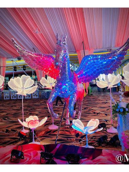 Creative Details & Photo Booths photo 3