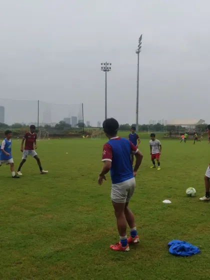 A possession-based drill in action. Players learn to keep the ball moving, find open teammates, and play with their heads up.