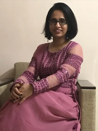 Hallo! This is me, Harshada, the face behind the classes. I believe learning German should be a happy experience, not a stressful one. My goal is to be your friendly guide, making you feel comfortable and confident as we explore the language together. I offer personalized German lessons online and in Pune, focusing on what works best for you.