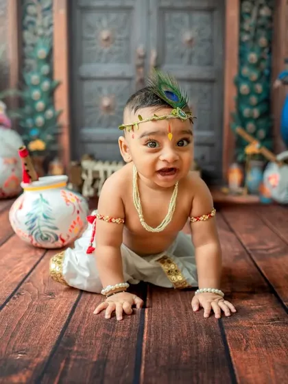 Even a crying face can make for a memorable and authentic photo!