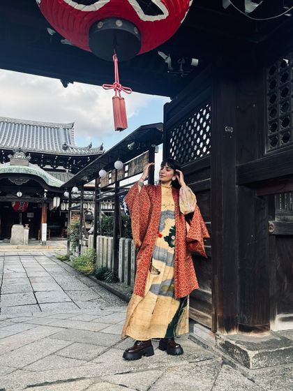 Another shot from Kyoto, blending a vintage Japanese kimono jacket with my own style against a traditional backdrop.