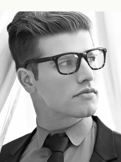We excel at model-based accessory photography that focuses on both the product and the persona. This striking black and white portrait for an eyewear brand creates a sharp, sophisticated look that elevates the product's perceived value.