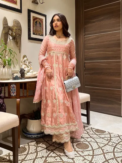 For Ganpati celebrations, I styled Bhumi Pednekar in this lovely pink anarkali suit. The delicate white embroidery and soft fabric make it a comfortable yet festive choice for a day of celebrations.