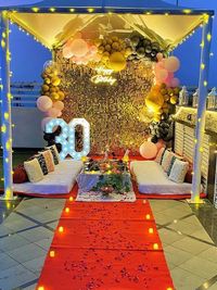 Romantic Surprise Decoration