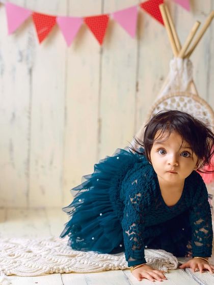 A duplicate of a previous image, showing the consistent quality and charm of this boho-themed session.