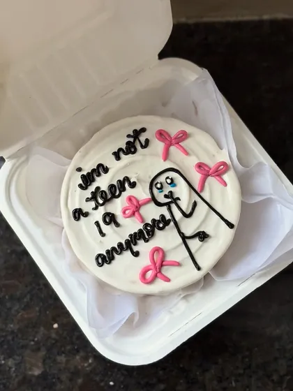 Marking the big 2-0 with this funny bento cake that says "I'm not a teen anymore". I love bringing your inside jokes and fun ideas to life on these mini cakes.