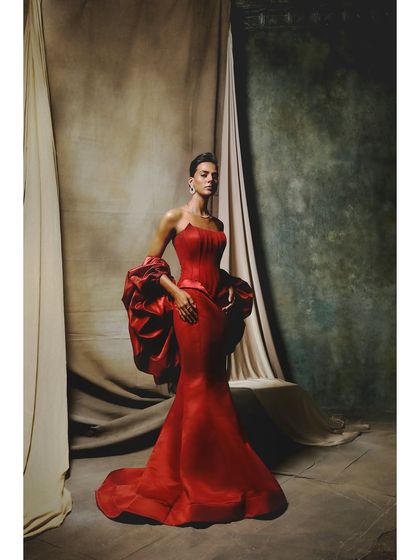 Couture Campaigns: Sculptural Forms photo 19