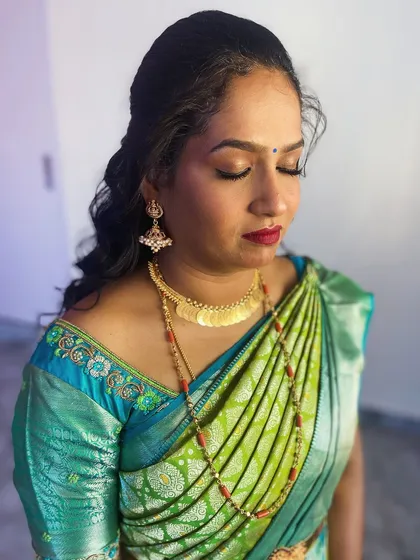 A close-up of the client's makeup.
