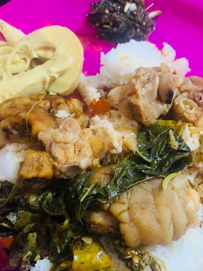 My lunch plate featuring pig trotter curry, boiled bamboo shoot, and a spicy chutney.