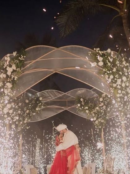 Elegant White & Green Weddings photo 7