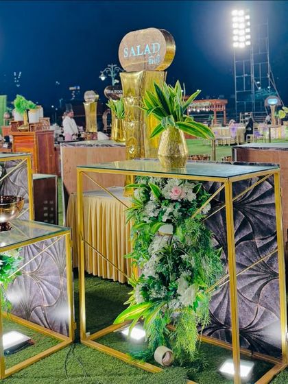 Artful Displays & Elegant Setups photo 33