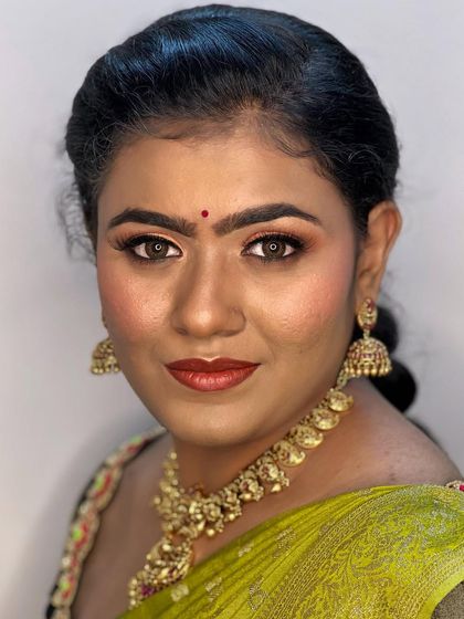 Himabindu - Special Occasion Makeup Makeup for Family & Guests photo 34