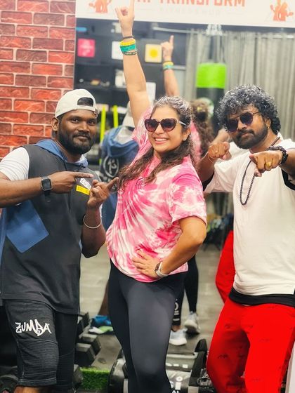 Coaches together! It's always a great time collaborating with other fitness professionals and sharing our passion.