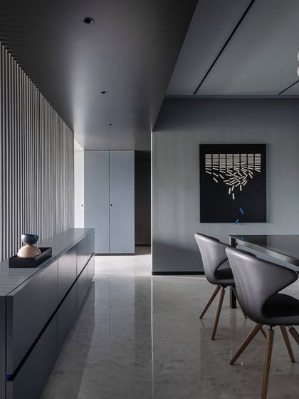 A Hint of Azul: Curvilinear Forms & Color photo 5