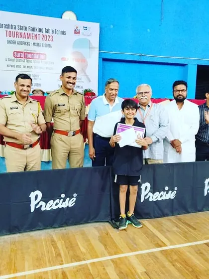 Aayan Athar and Aakarshan Yadav's successful campaign at the first Maharashtra state ranking tournament, securing runner-up and quarterfinalist positions.