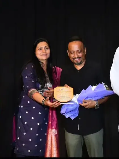 We express our gratitude by presenting a memento to our esteemed guest, Mr. Prasanjit Dutta, for gracing our Annual Day and supporting our students.