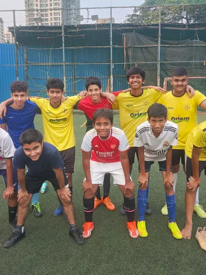 Our weekend batch is all about the love for the game. Join our team today and become part of our growing family.