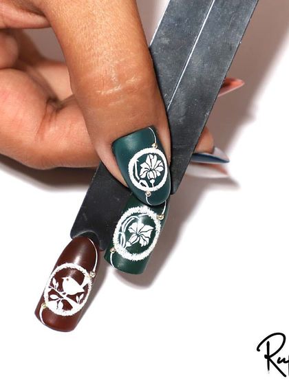 Elegant Gel Painting: Florals, Butterflies & More photo 37