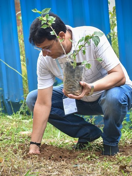 Art of Living - Spiritual Retreats & Campus Experience The Spirit of Seva (Selfless Service) photo 5