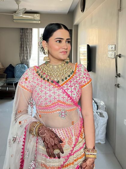 Additional Looks photo 13