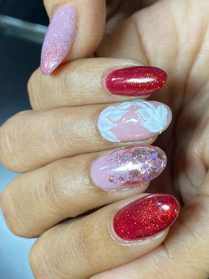 Shine On: Glitter, Chrome & Cat Eye photo 32