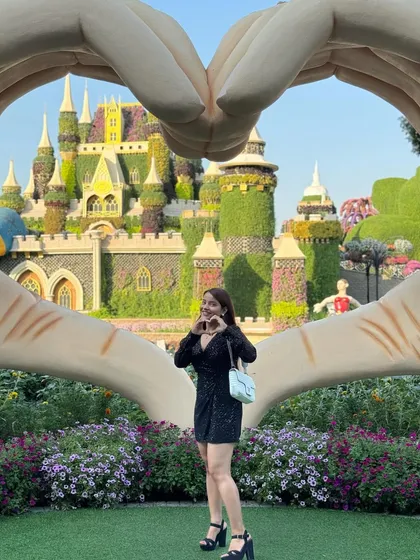 A picture-perfect moment at the Miracle Garden.