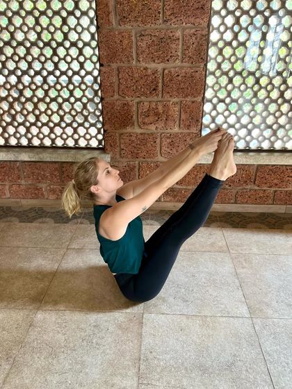 Pratyaksha Yoga - Yoga Teacher Training Asana & Movement Practice photo 10