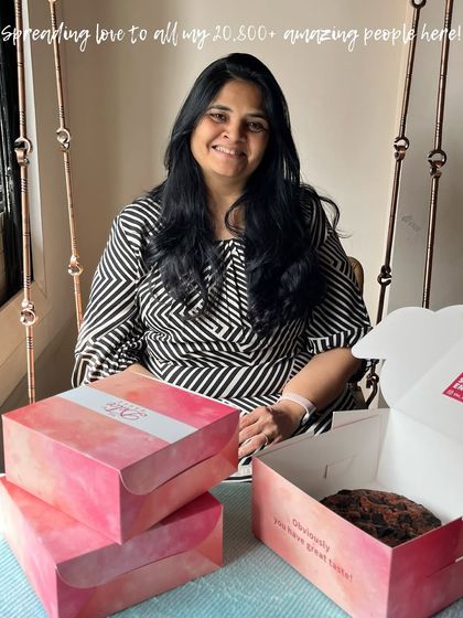 Spreading love to my big family of over 20,000 people. Your support has helped my small business grow, and I am so thankful for each one of you.