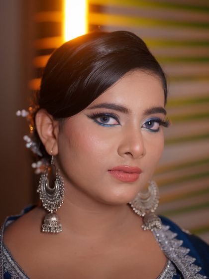 Glam Looks for Guests & Parties photo 3