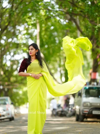 Pre Wedding Attire - Pre-Wedding Outfit Rental Flowing Trail Sarees photo 4
