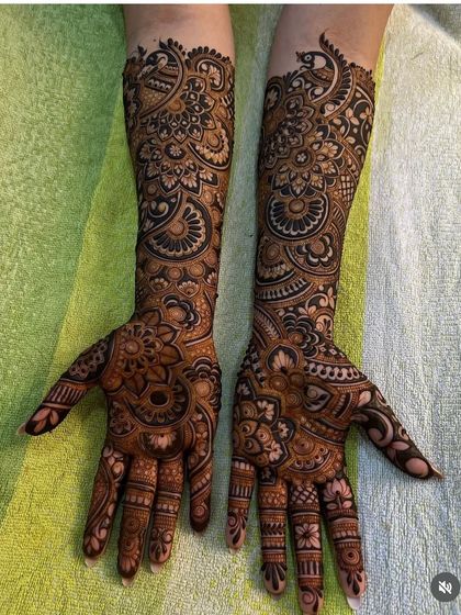 Lucky Mehndi Artist - Bridal Mehndi Engagement & Lighter Styles photo 19