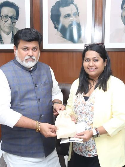 I had the opportunity to meet the Minister of Industries, Mr. Uday Samant, to discuss business opportunities for small-scale women entrepreneurs and gift him some of my premium products.