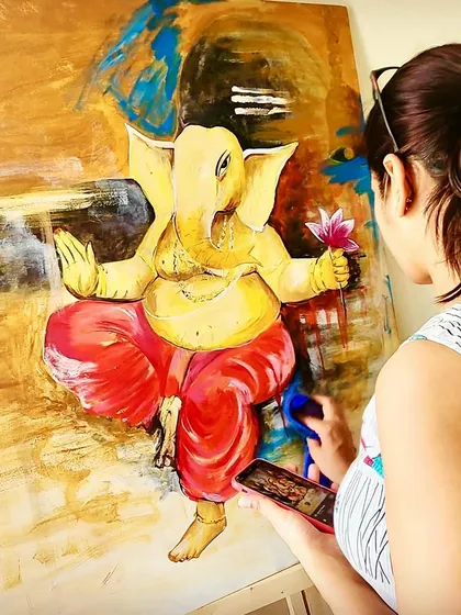 A moment from my process of painting Ganpati Bapa. I find so much joy and devotion in capturing the serene beauty of deities through my art.