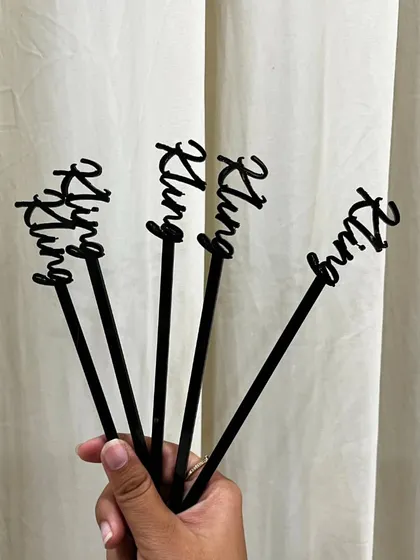 Sleek and stylish custom stirrers with our "Kling" brand name. We can also create these with your name, initials, or event hashtag for a fully branded bar experience.