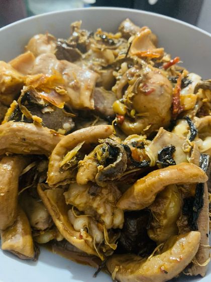 A simple but delicious preparation of pork innards and intestines with bamboo shoot.