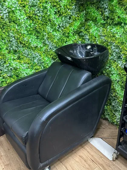 The hair wash station is designed for your comfort. A relaxing hair wash with hot water is included with your cut so you leave feeling completely refreshed.