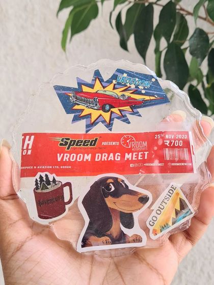 I love preserving memories from fun events! For this set of custom resin coasters, I embedded tickets from a local drag meet, along with other cool stickers that fit the theme.