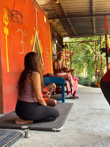 This moment from a retreat hike reminds me of our limits. Pushing ourselves can lead to beautiful experiences, but it's also important to question our motivations and listen to our bodies, a key lesson in self-study.