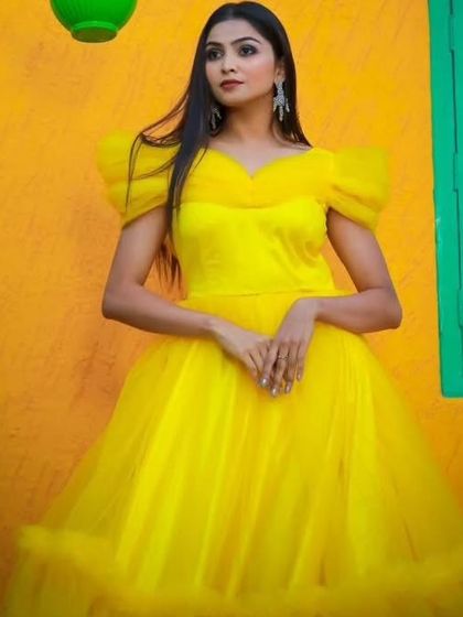 Aarvi The Designer Vastra - Designer Wear Rentals Glamorous Gowns & Modern Dresses photo 3
