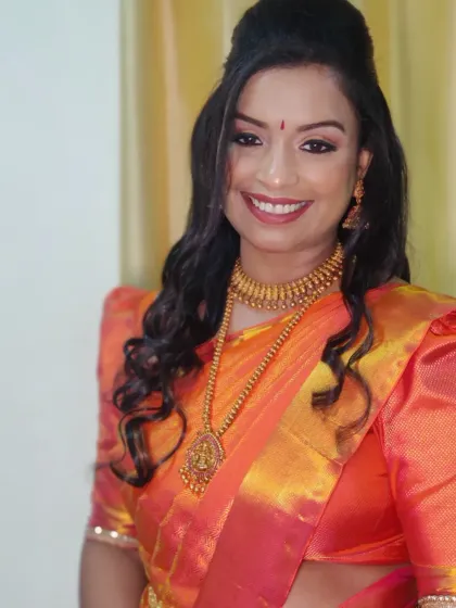 This client booked me all the way from the U.A.E. for her special day. It's always an honor to be trusted by clients from around the world.