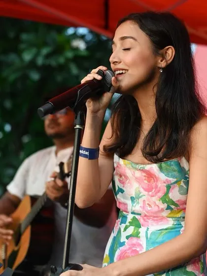 Singing in the sunshine. This was such a beautiful day, filled with good music and even better company. I love how a simple acoustic setup can bring so much warmth to an outdoor event or a daytime party.