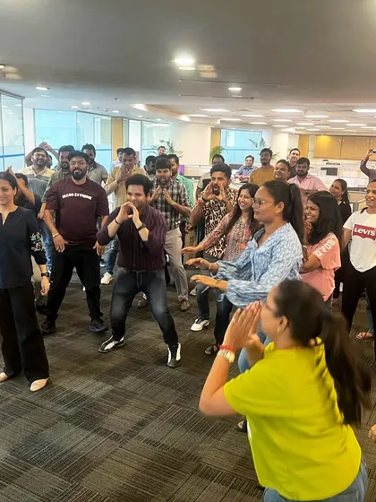 This is what pure joy in the middle of a workday looks like. I guide your team through fun, simple Zumba routines right in the office, breaking the monotony and boosting team morale.